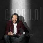 12-02-2005 Dieter Troubleyn at studio Amsterdam, by order of Stage-Entertainment

[keywords]Half Length, Eyecontact, Posed, Smiling[/keywords]